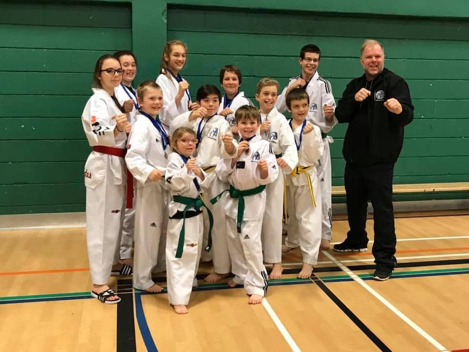 Taekwondo : une récolte de 12 médailles à Deux-Montagnes