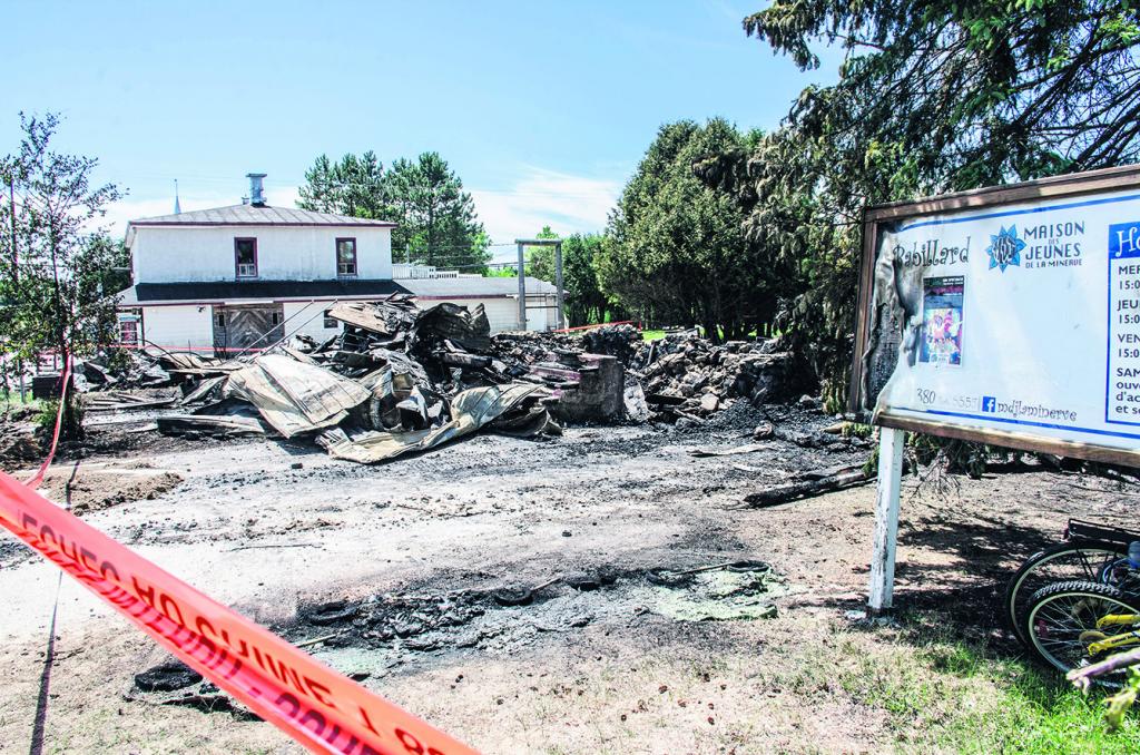 La Sûreté du Québec recueille de l’information à La Minerve