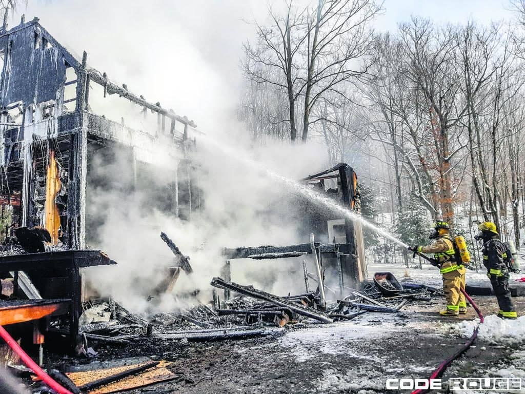 Incendie à Lac-des-Écorces