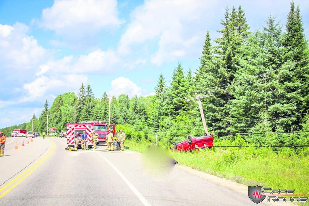 Une femme et cinq enfants impliqués dans un accident mortel