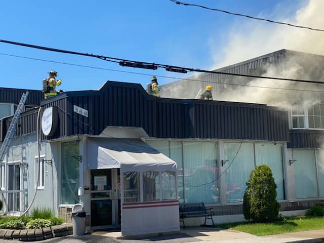 Incendie en cours sur la rue Laviolette