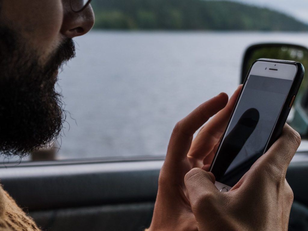 La couverture cellulaire complète s’avère un service basique