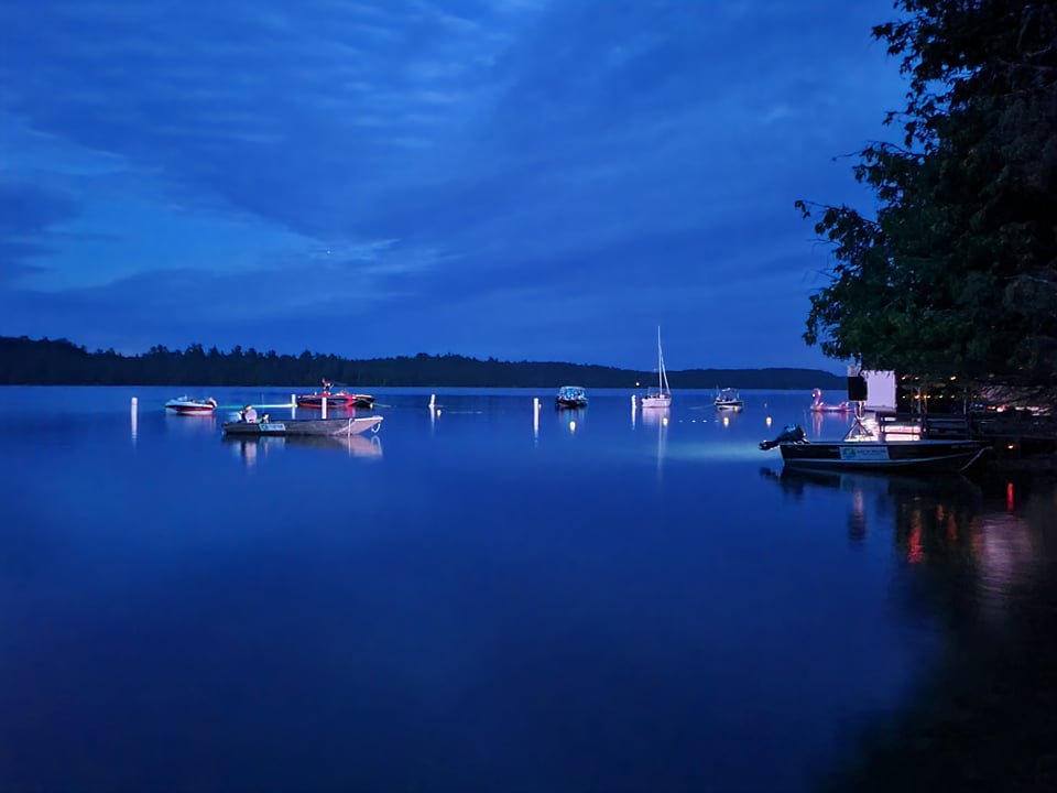 Ciné-parc sur l’eau au Lac des 31 Milles