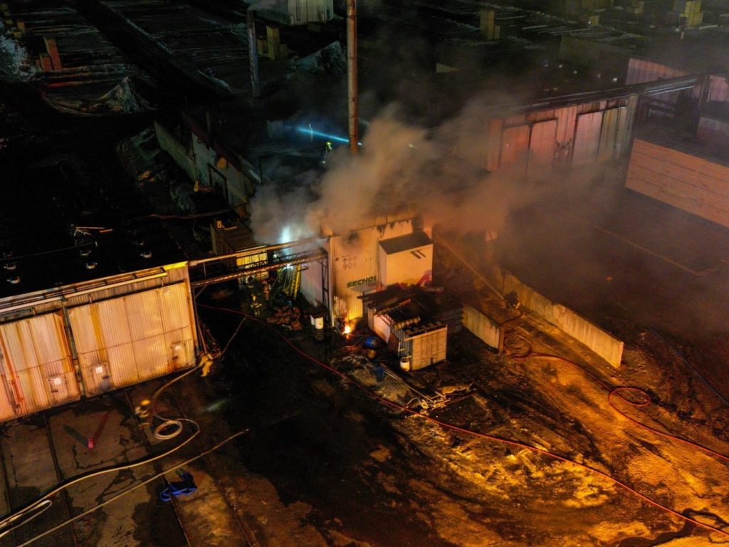 Un bâtiment de Forex au cœur d’un incendie à Ferme-Neuve