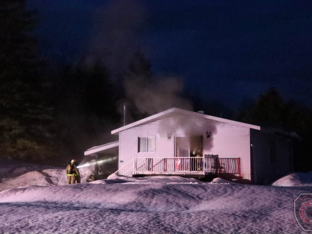 Une résidence de Saint-Aimé-du-lac-des-Îles prend feu
