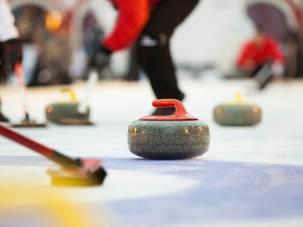 Retour des Journées portes ouvertes au Club de curling Vallée de la Rouge